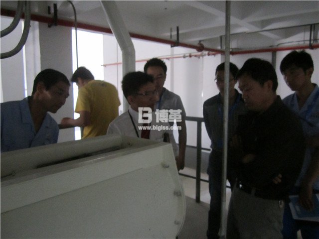 洋河酒業(yè)班組長(zhǎng)設(shè)備管理技能培訓(xùn)現(xiàn)場(chǎng)指導(dǎo) 洋河酒業(yè)班組長(zhǎng)設(shè)備管理技能培訓(xùn)現(xiàn)場(chǎng)指導(dǎo)