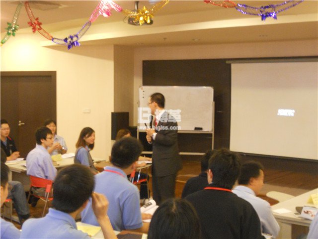 上海展華電子班組管理內(nèi)部講師培訓現(xiàn)場 上海展華電子班組管理內(nèi)部講師培訓現(xiàn)場